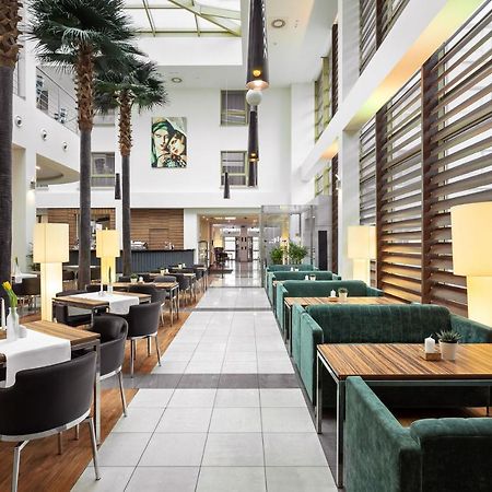Hotel Moderno พอซนาน ภายนอก รูปภาพ